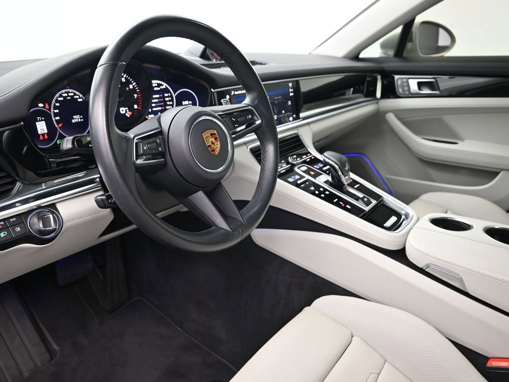Certified 2022 Porsche Panamera 4 Executive image 4