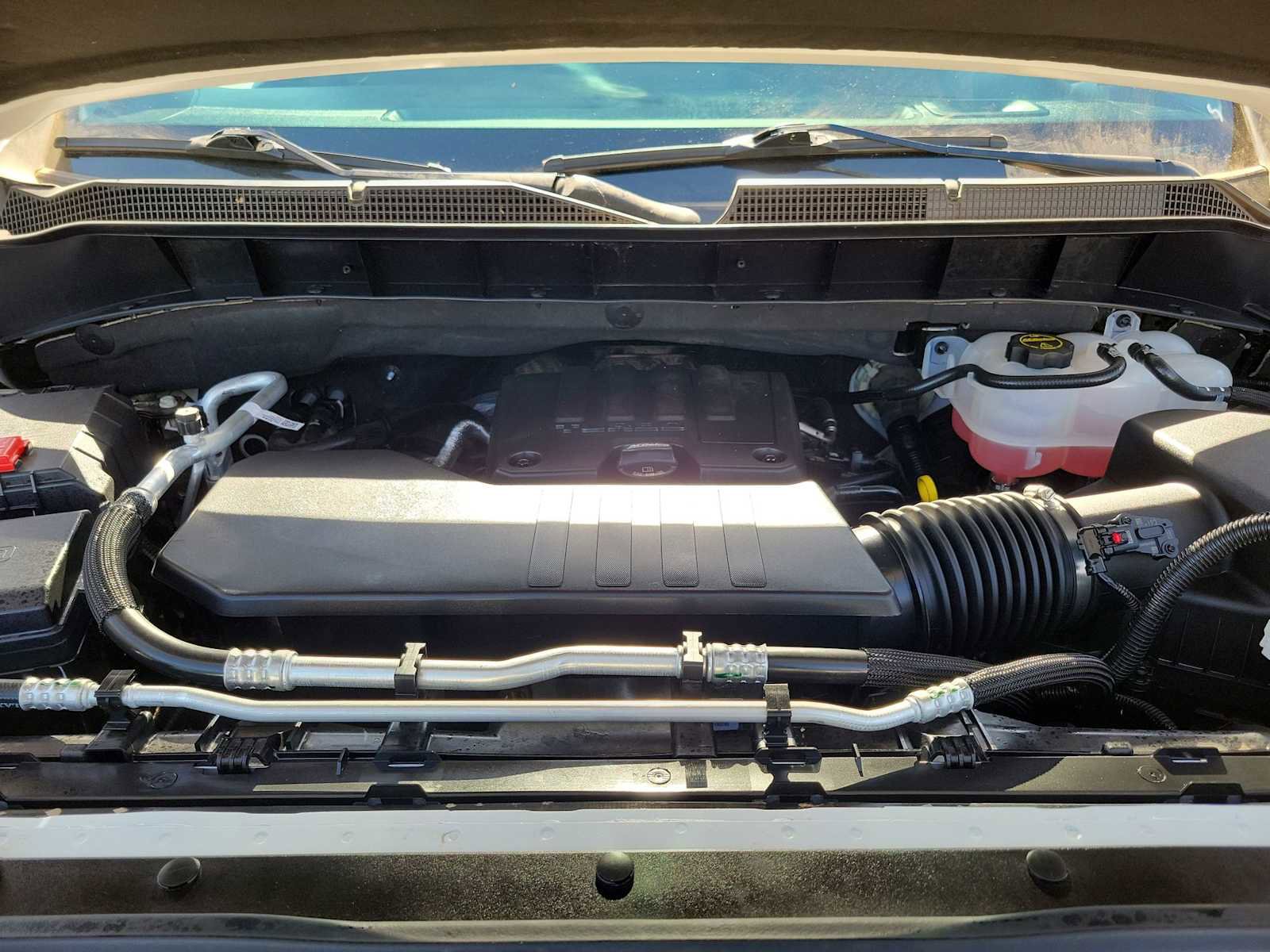 Used 2024 Chevrolet Silverado 1500 Custom image 9