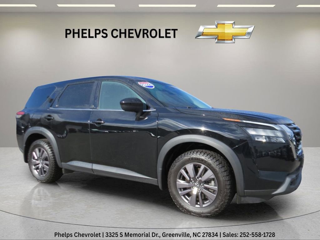 Used 2023 Nissan Pathfinder S image 9