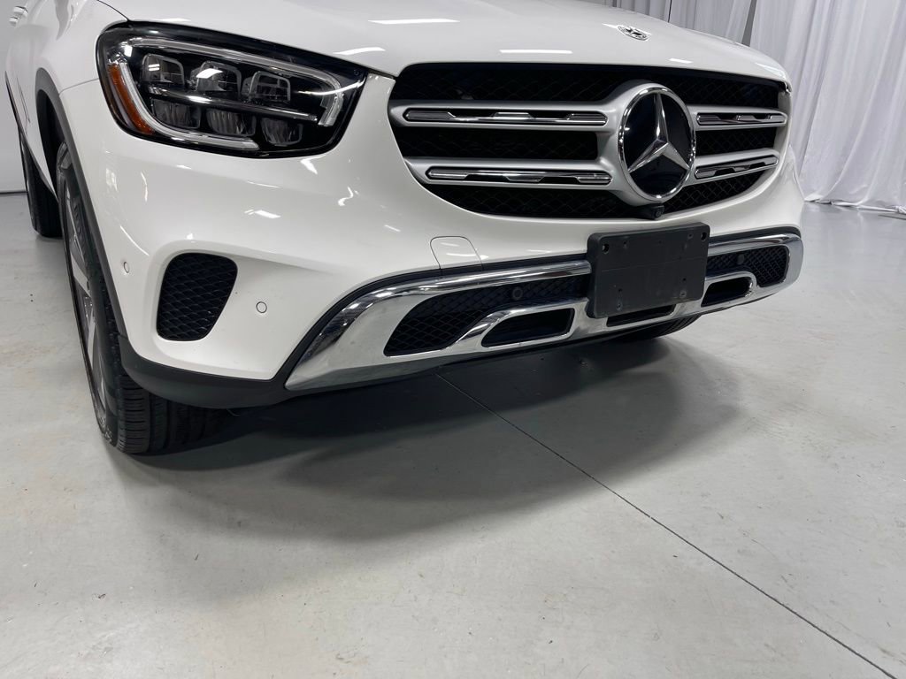 Used 2022 Mercedes-Benz GLC 300 4MATIC image 11
