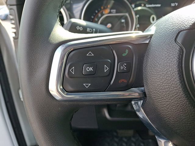 Used 2023 Jeep Wrangler Sahara image 21