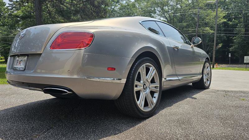 Used 2015 Bentley Continental GT image 32