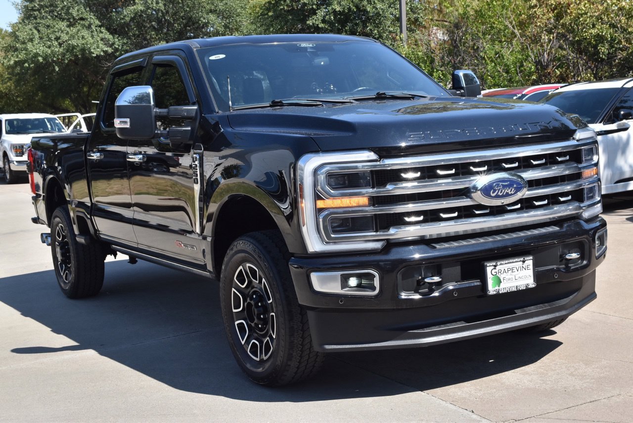 Used 2024 Ford F250 Platinum AWD/4WD image 4