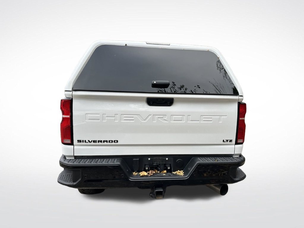 Used 2025 Chevrolet Silverado 3500 LTZ w/ LTZ Plus Package AWD/4WD image 5