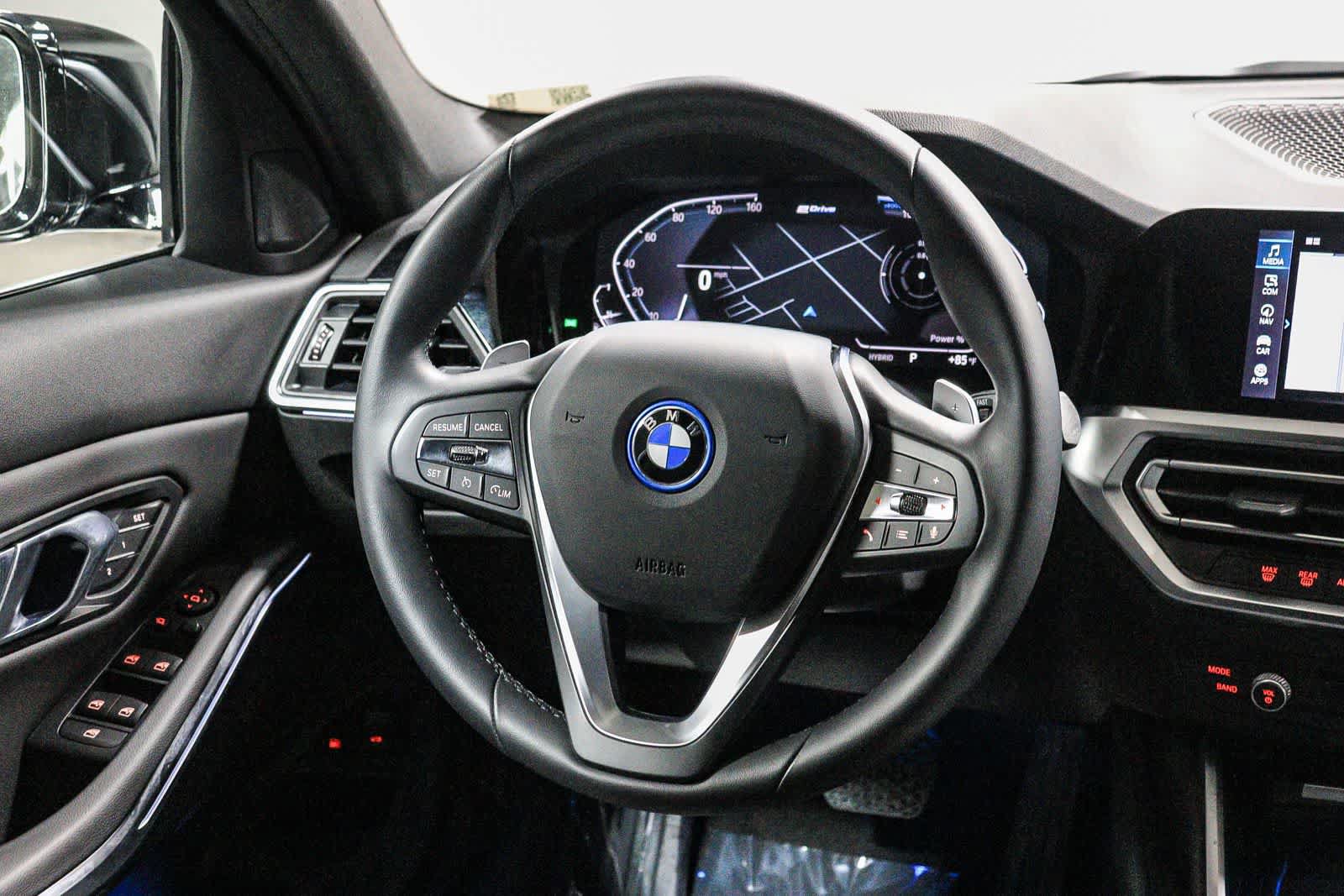 Used 2022 BMW 330e RWD image 16
