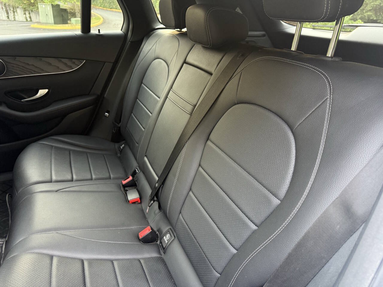 Used 2017 Mercedes-Benz GLC 300 4MATIC w/ Premium 1 Package image 19