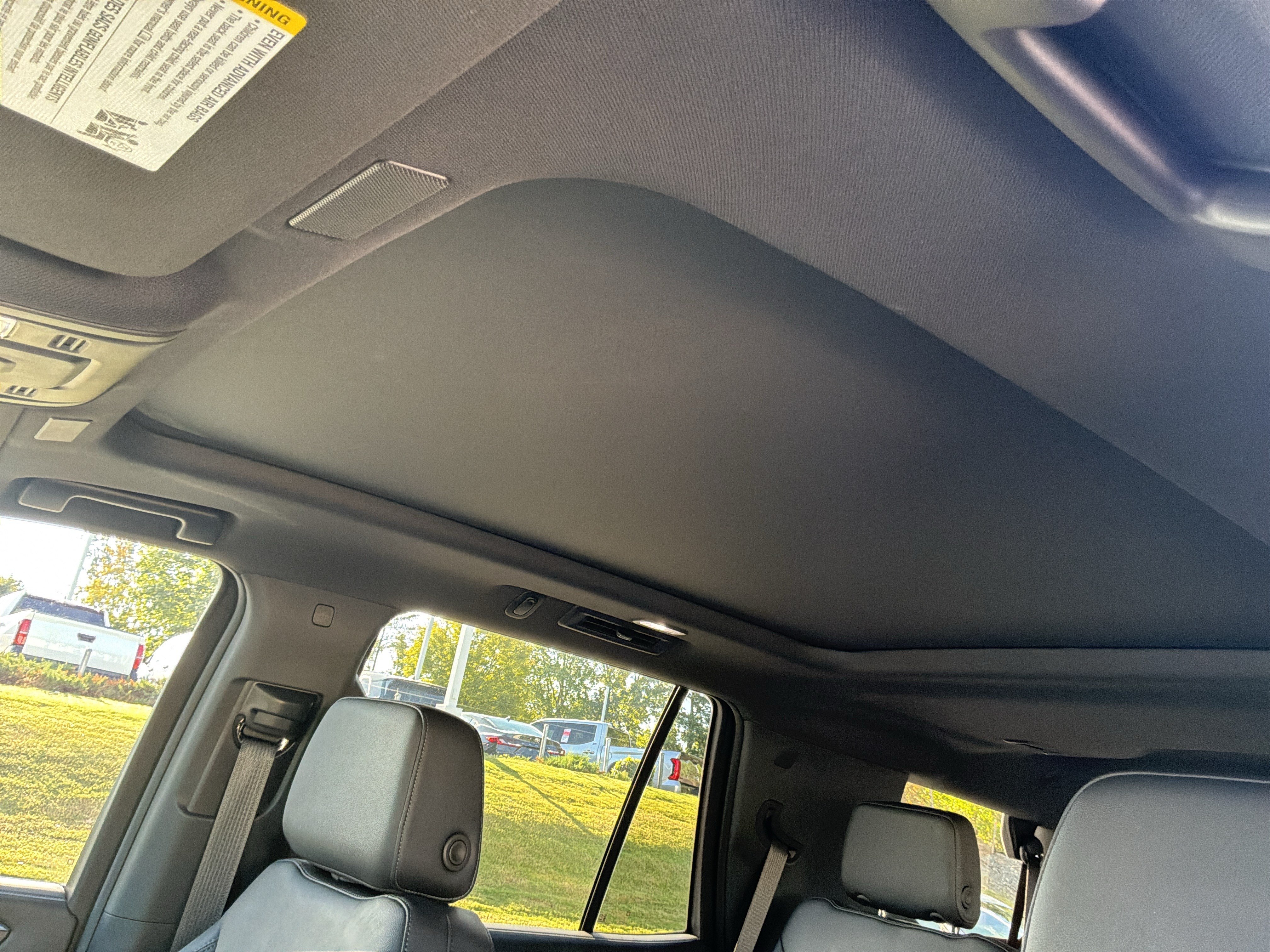 Used 2025 Chevrolet Tahoe Z71 w/ Comfort Package AWD/4WD image 28