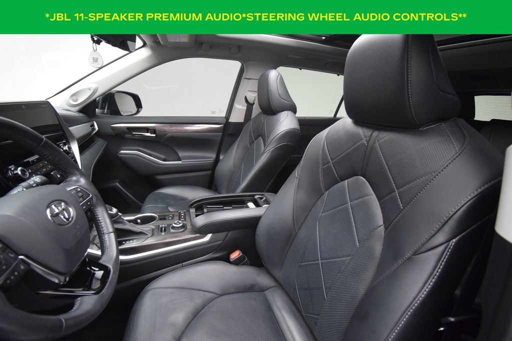 Used 2020 Toyota Highlander Platinum AWD/4WD image 11
