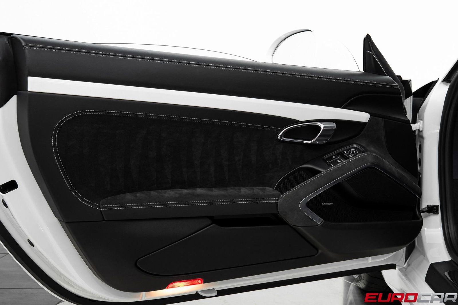 Used 2018 Porsche 911 GT3 image 25