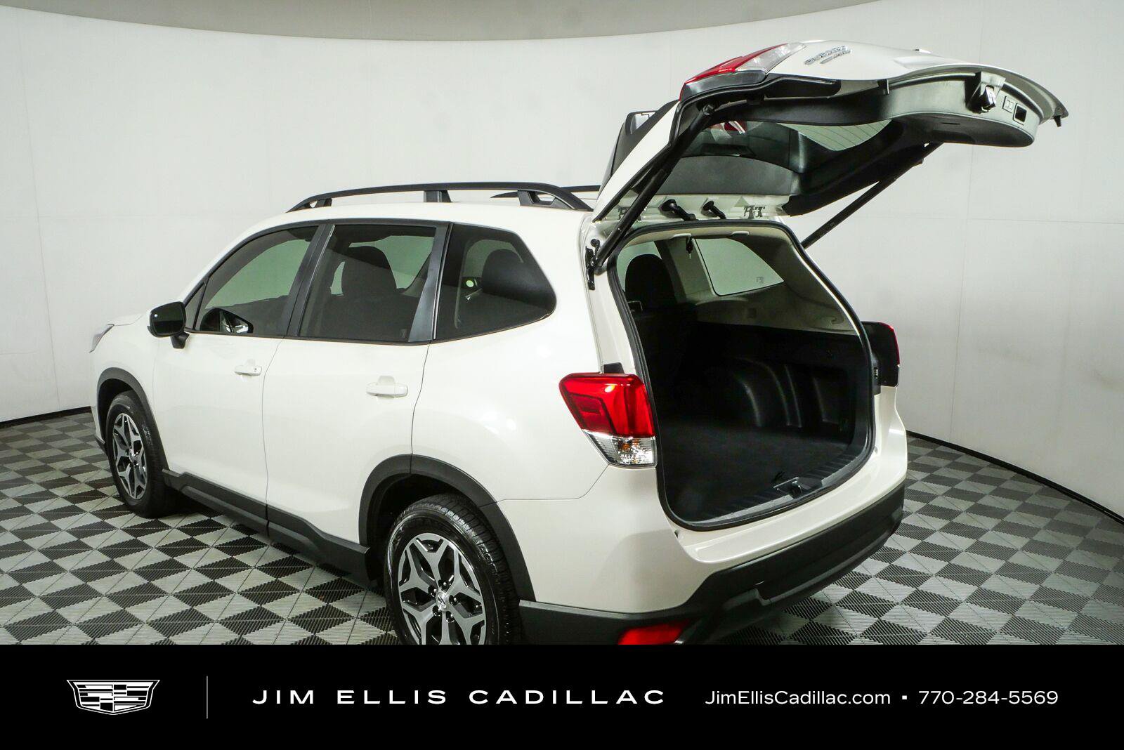 Used 2024 Subaru Forester Premium AWD/4WD image 34