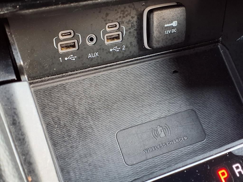 Used 2024 Jeep Grand Cherokee L Laredo AWD/4WD image 17