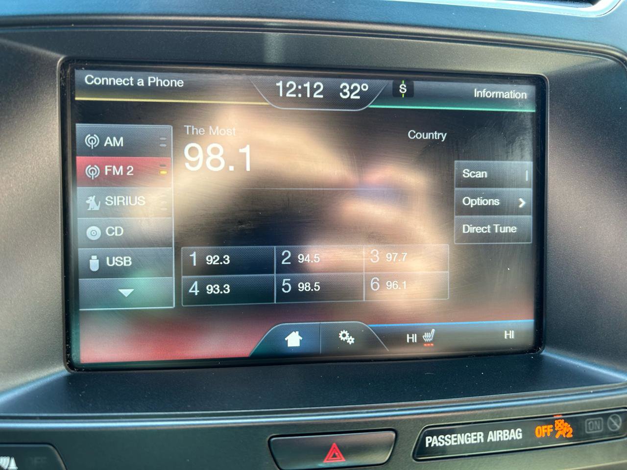 Used 2016 Ford Explorer XLT image 23