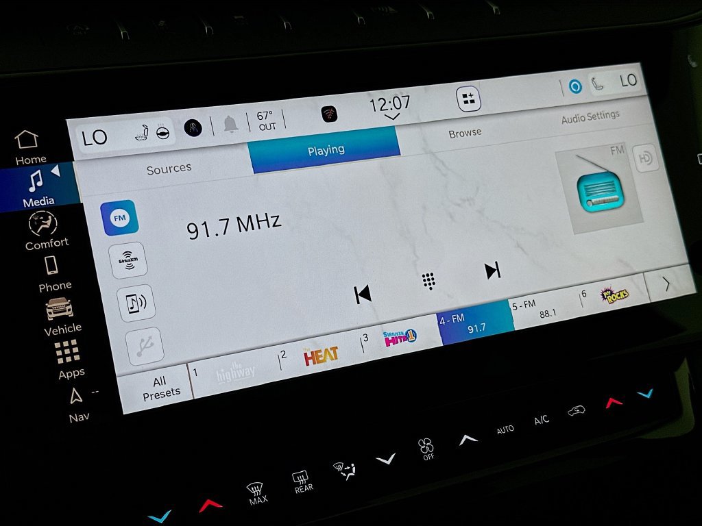 New 2026 Jeep Grand Cherokee Altitude AWD/4WD image 21