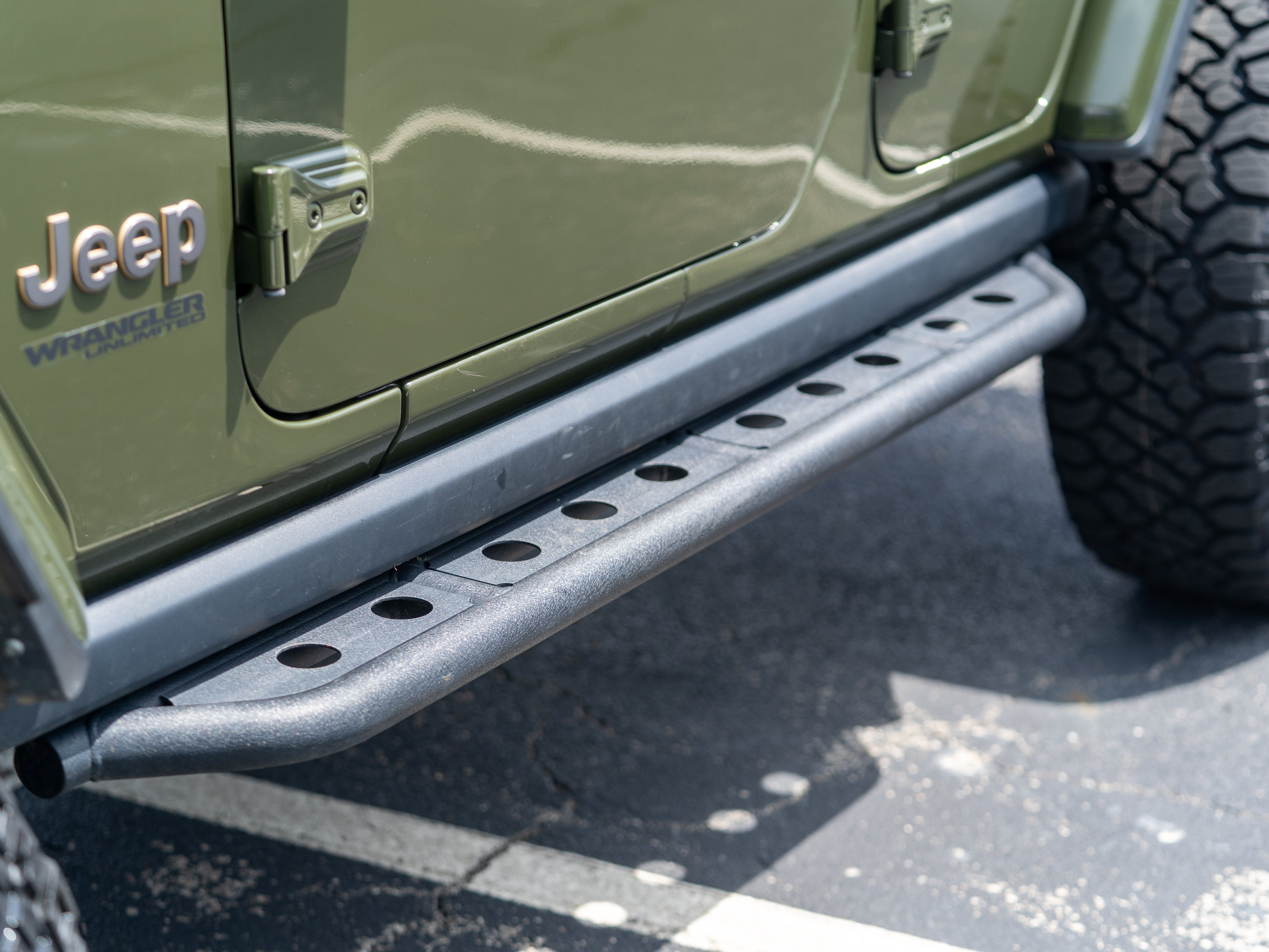 Used 2022 Jeep Wrangler Unlimited Rubicon w/ Xtreme Recon 35" Tire Package AWD/4WD image 52