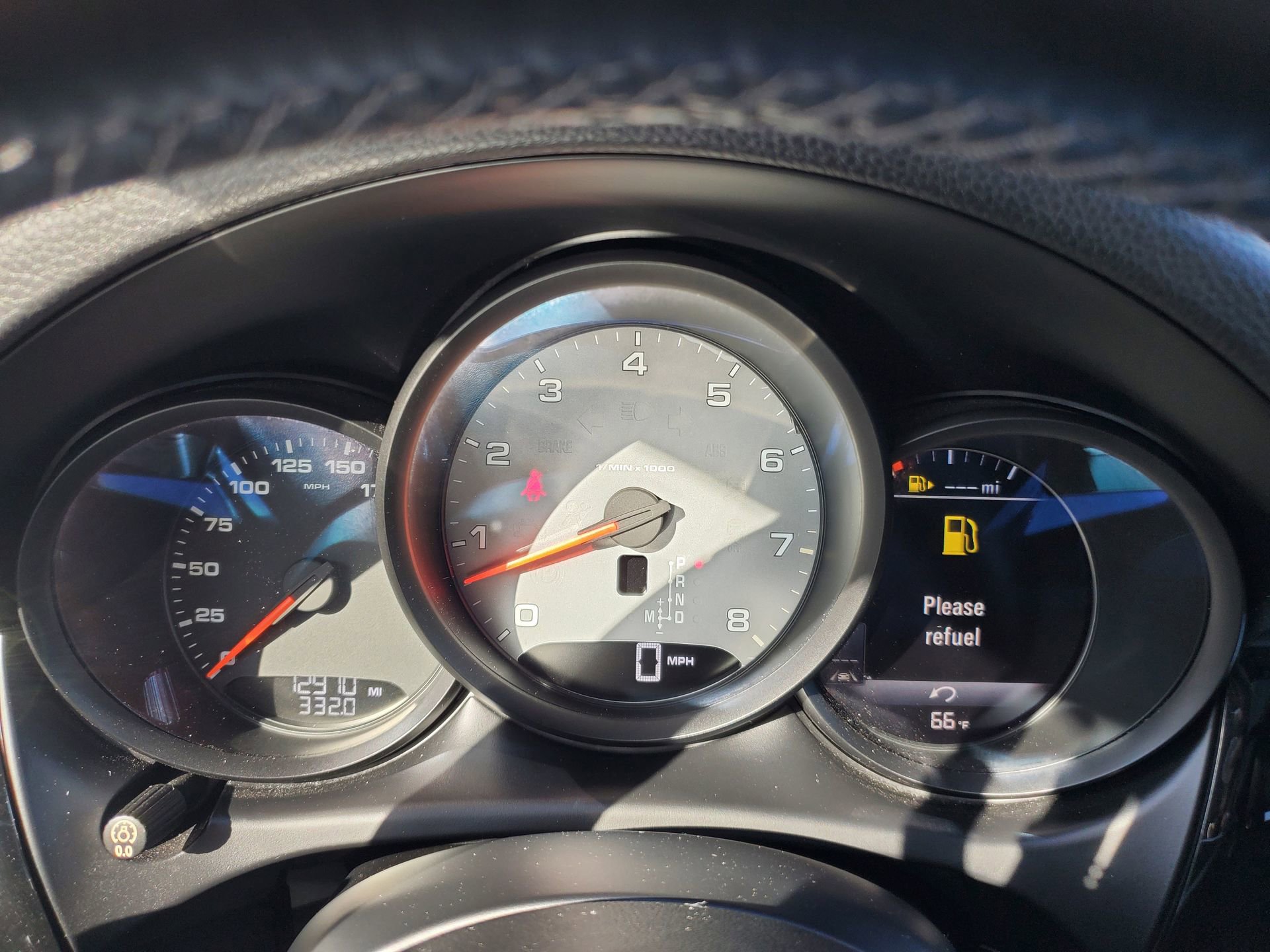 Used 2018 Porsche Macan S image 24