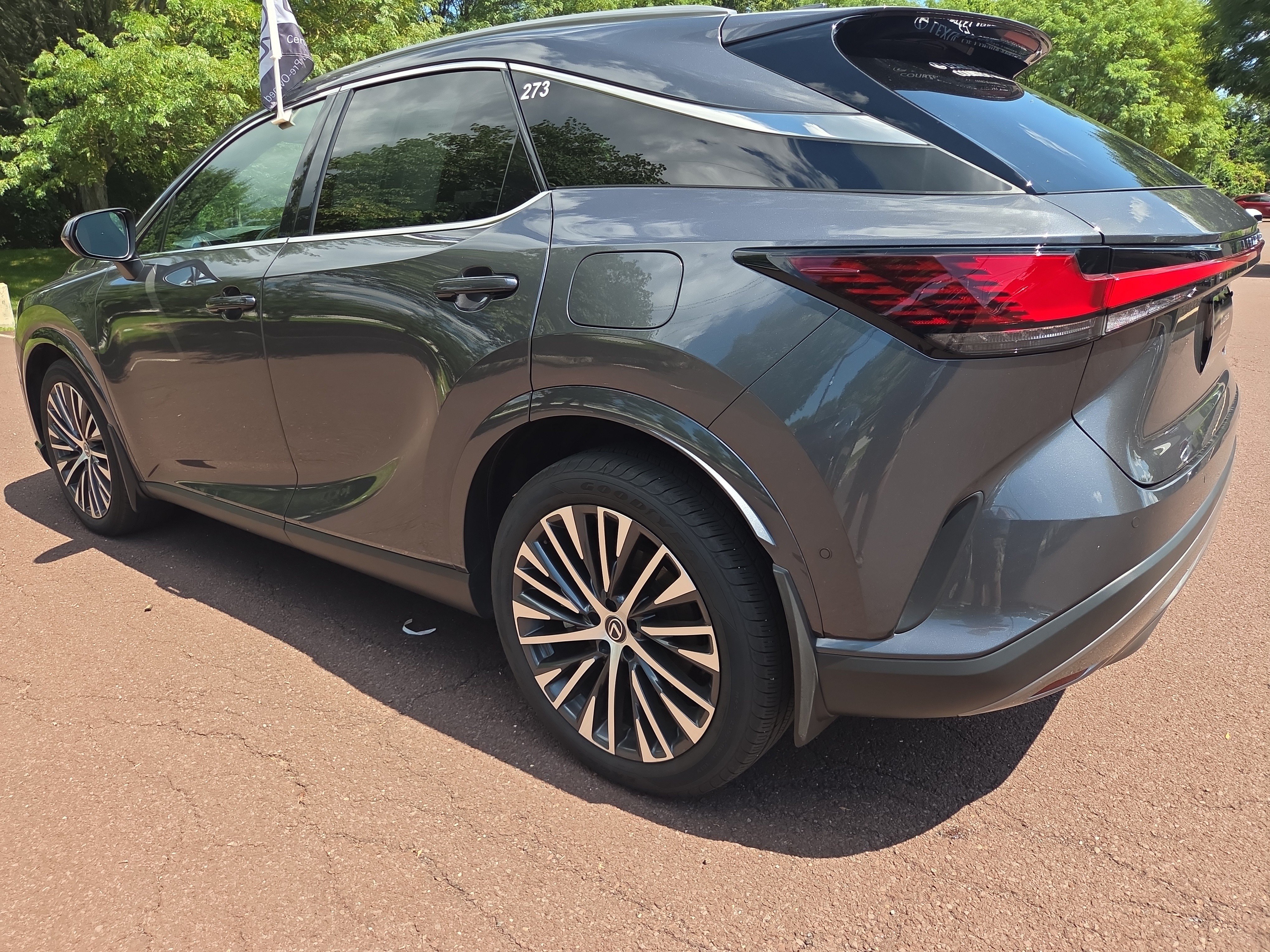 Certified 2025 Lexus RX 350 Premium Plus w/ Convenience Package AWD/4WD image 4