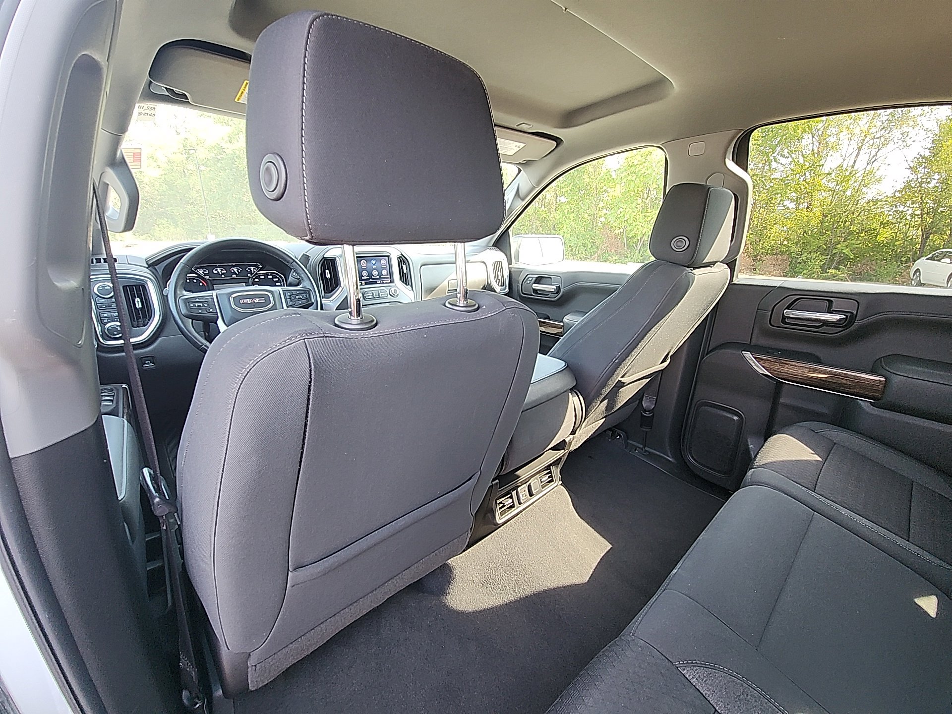 Used 2022 GMC Sierra 1500 Elevation image 27