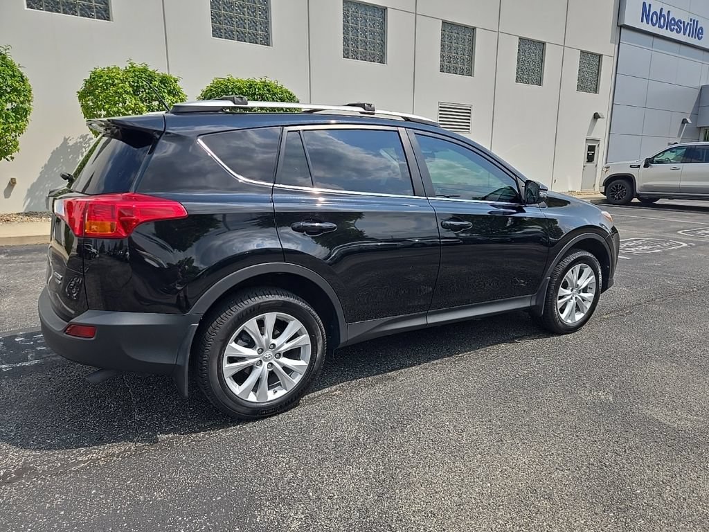 Used 2015 Toyota RAV4 Limited AWD/4WD image 8