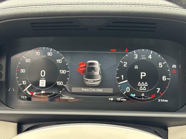 Used 2023 Land Rover Discovery Metropolitan Edition image 12