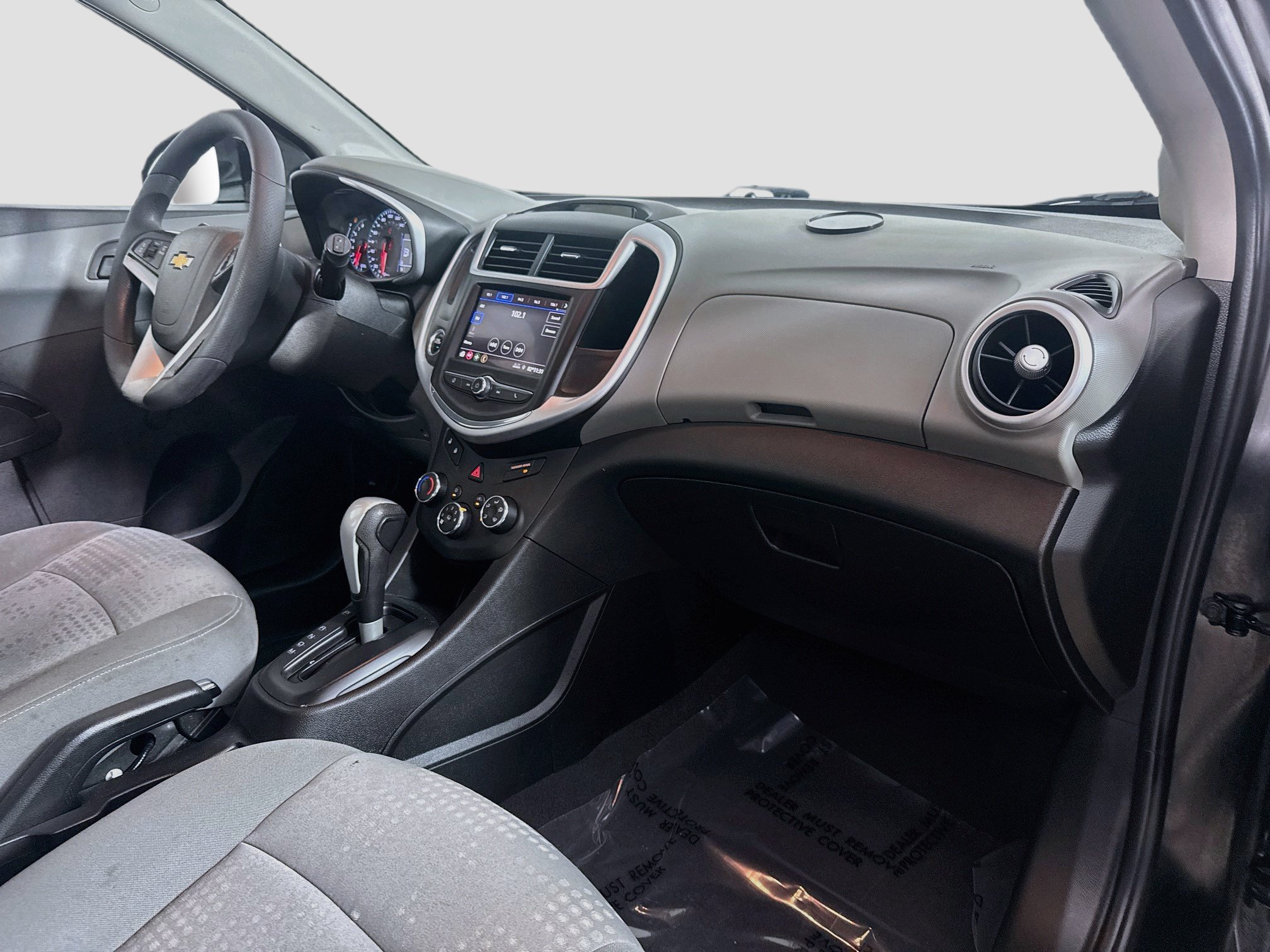 Used 2020 Chevrolet Sonic LT FWD image 30