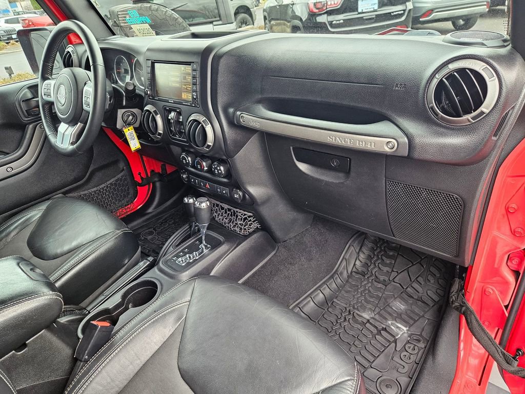 Used 2016 Jeep Wrangler Unlimited Sport image 29