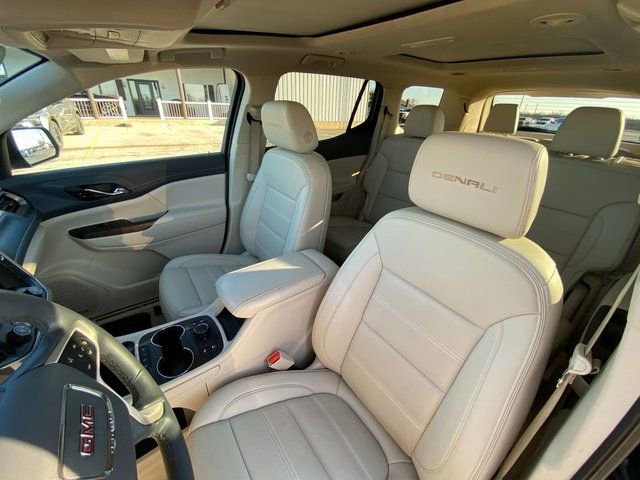 Used 2023 GMC Acadia Denali w/ Black Diamond Edition image 13