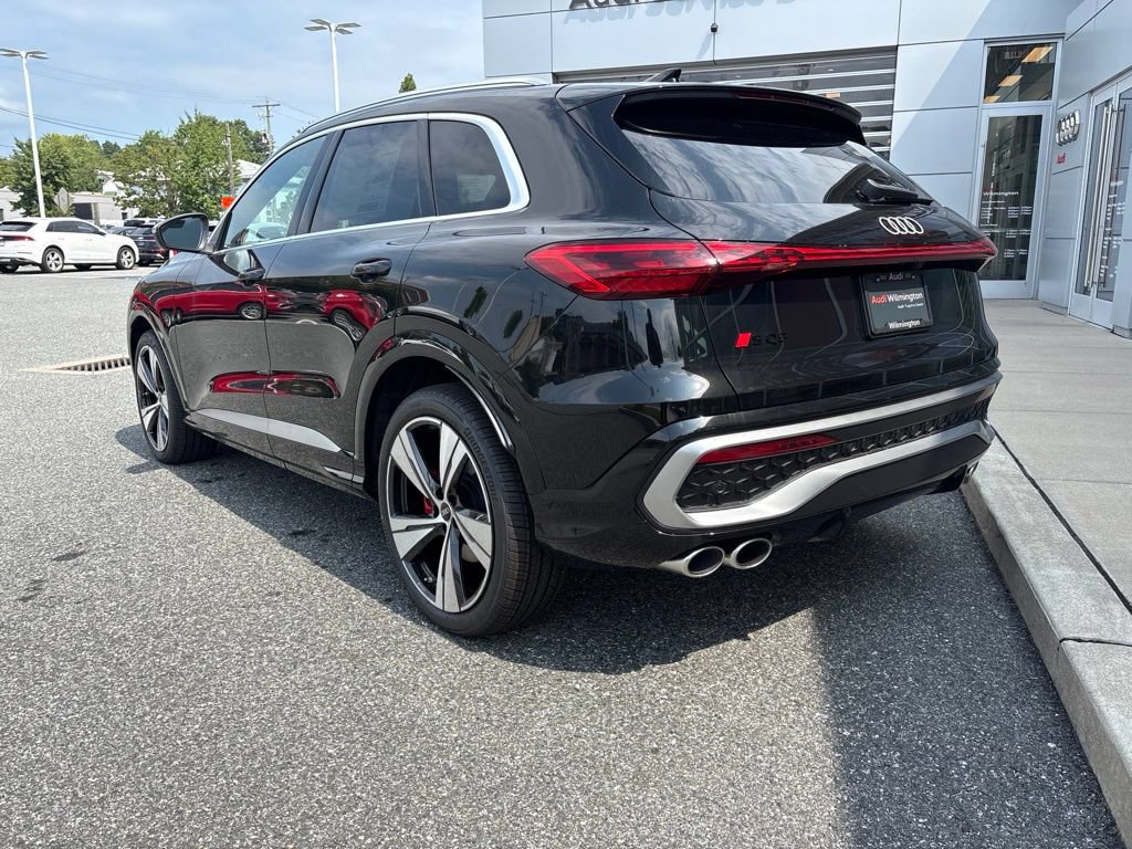 New 2026 Audi SQ5 Premium Plus AWD/4WD image 3