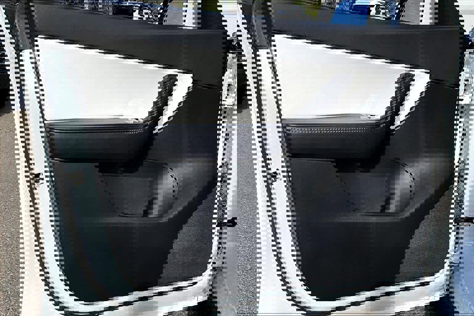 Used 2021 Tesla Model Y Long Range image 21