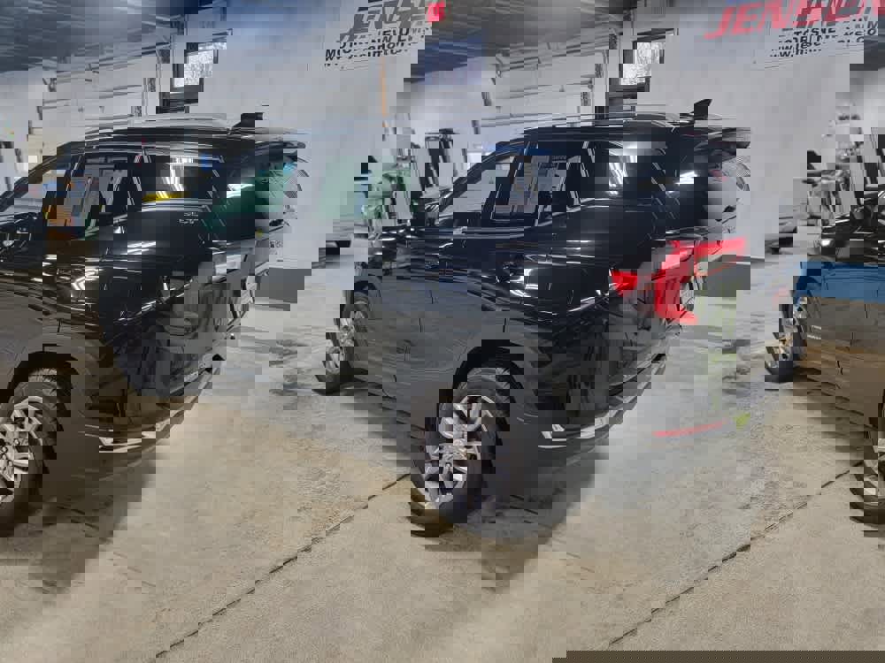 Certified 2024 GMC Terrain SLT w/ Infotainment Package II image 6