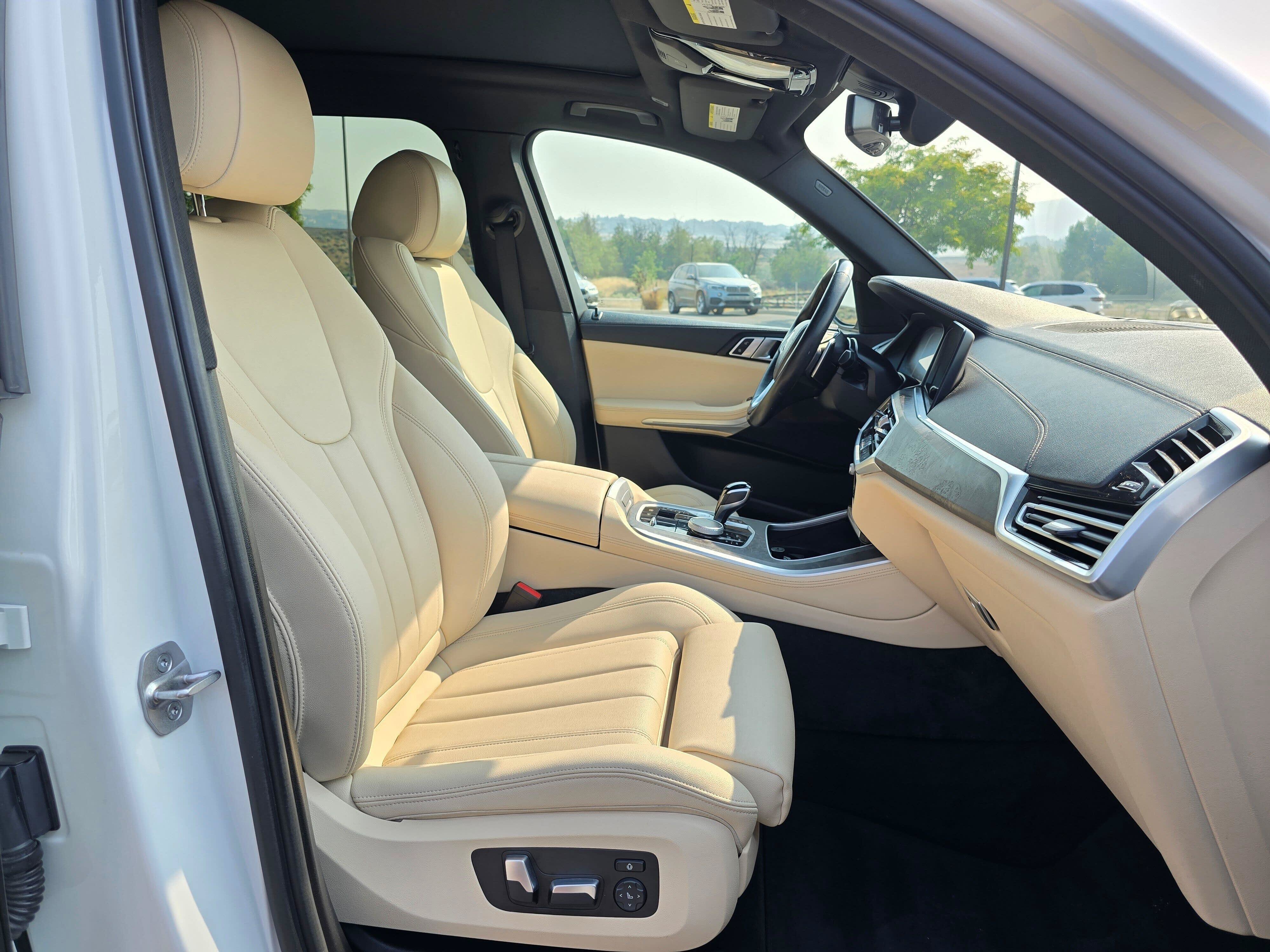 Used 2022 BMW X5 xDrive45e AWD/4WD image 14