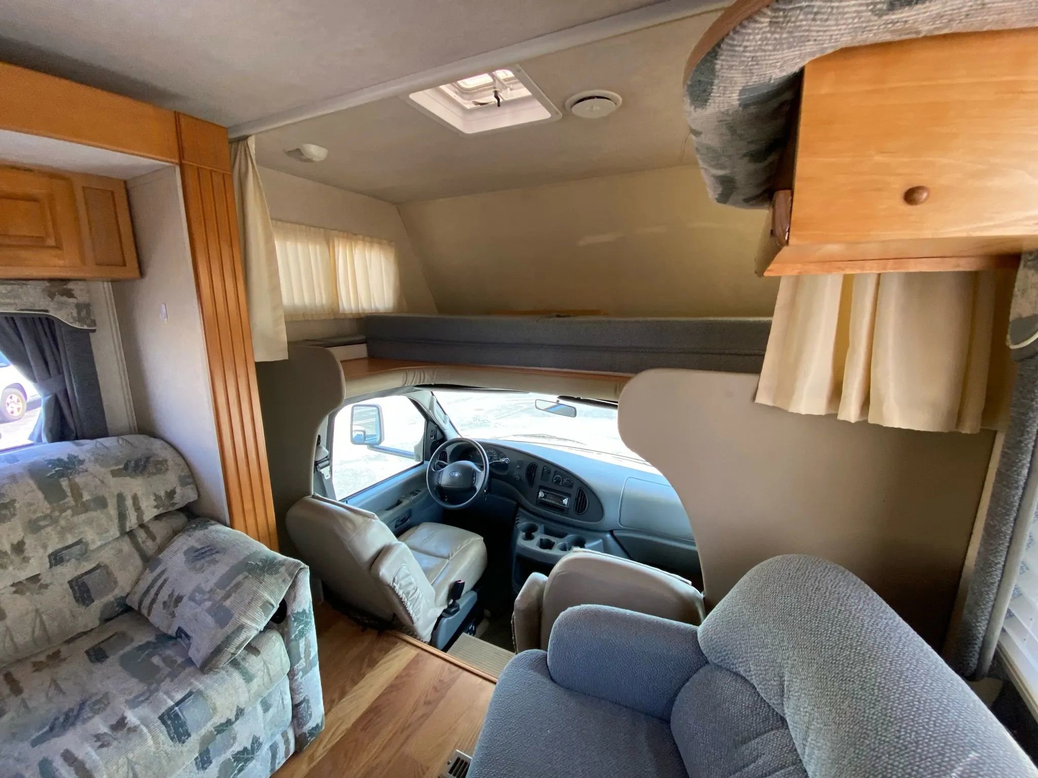 Used 2003 Ford E-450 and Econoline 450 image 30