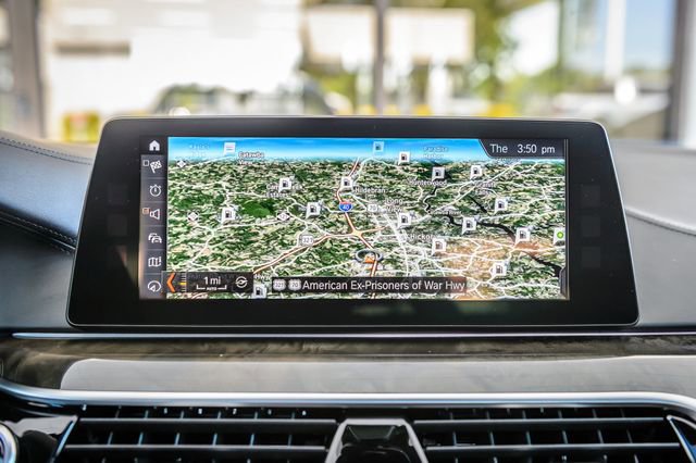 Used 2018 BMW 540i w/ M Sport Package RWD image 25