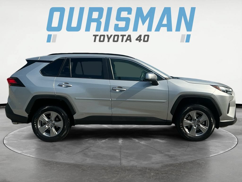 Certified 2024 Toyota RAV4 LE AWD/4WD image 9