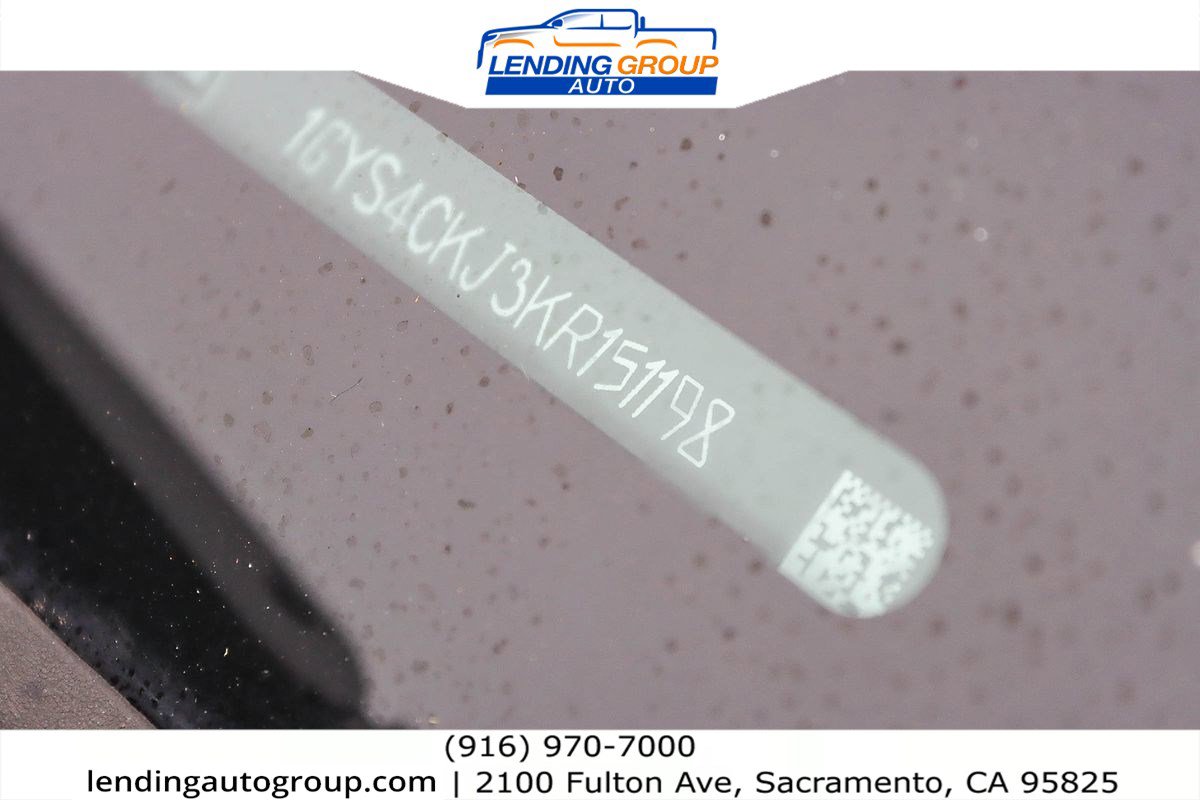 Used 2019 Cadillac Escalade Premium Luxury image 28