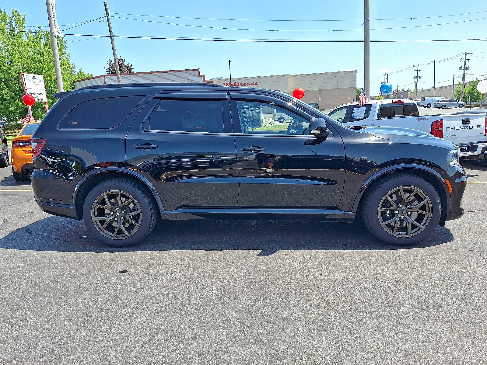 Used 2025 Dodge Durango R/T AWD/4WD image 6