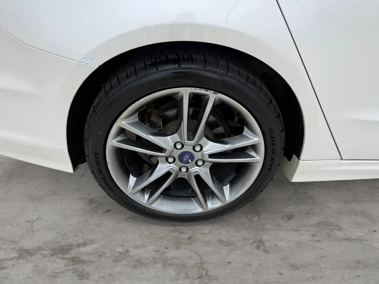 Used 2016 Ford Fusion Titanium FWD image 45