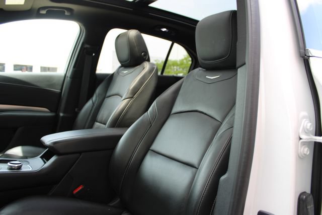 Used 2022 Cadillac XT4 Premium Luxury w/ Enhanced Visibility Package AWD/4WD image 20