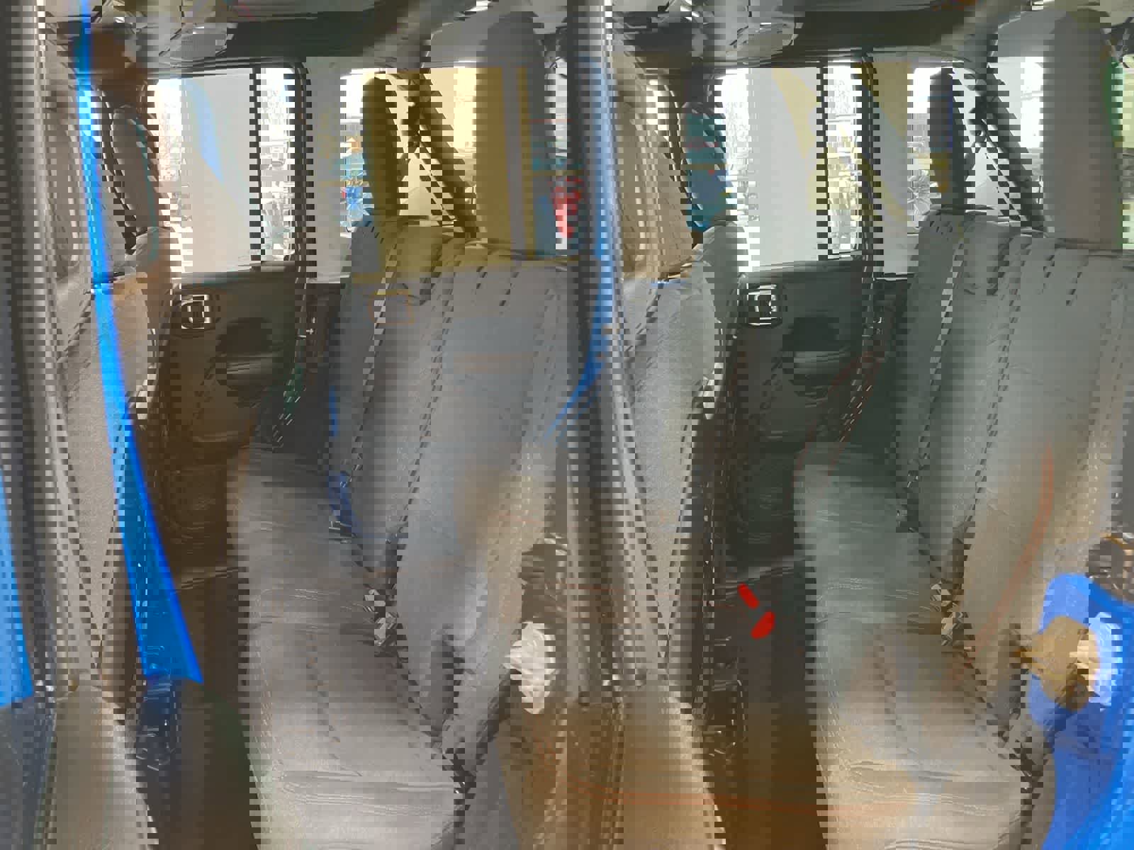 Used 2024 Jeep Wrangler Unlimited Rubicon image 26