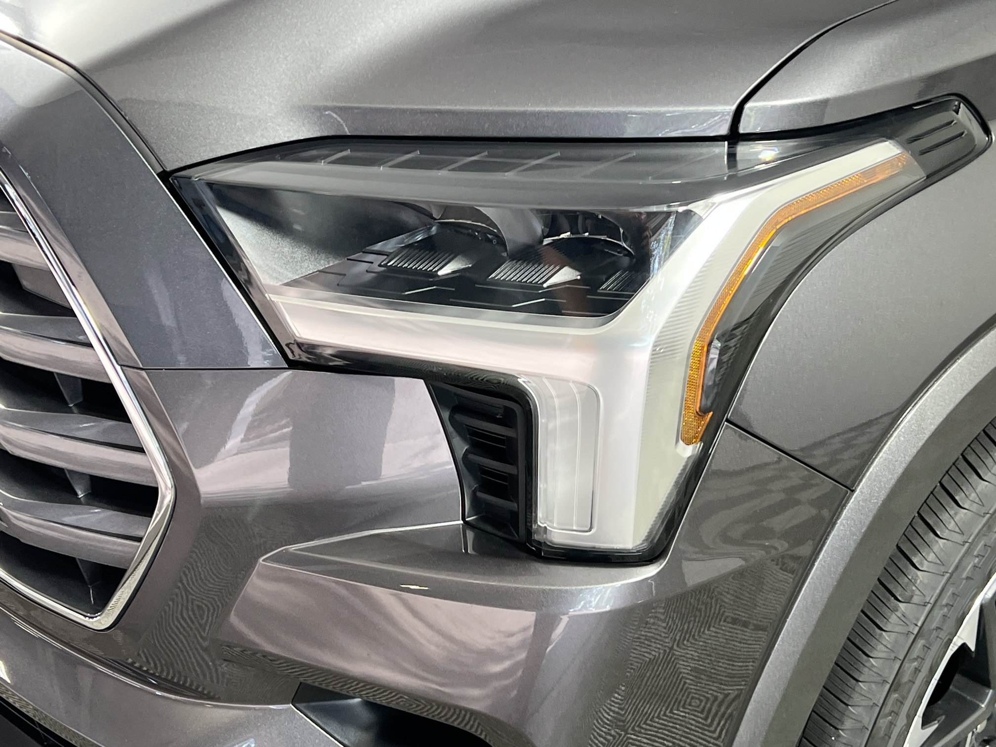 Used 2023 Toyota Sequoia Limited RWD image 12