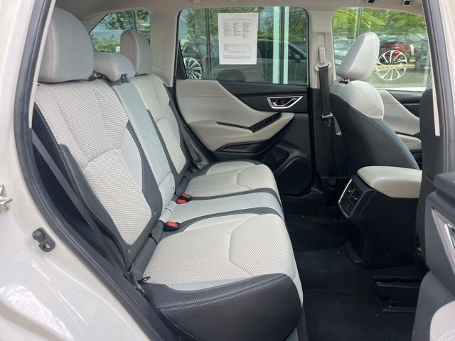 Used 2022 Subaru Forester Premium AWD/4WD image 18