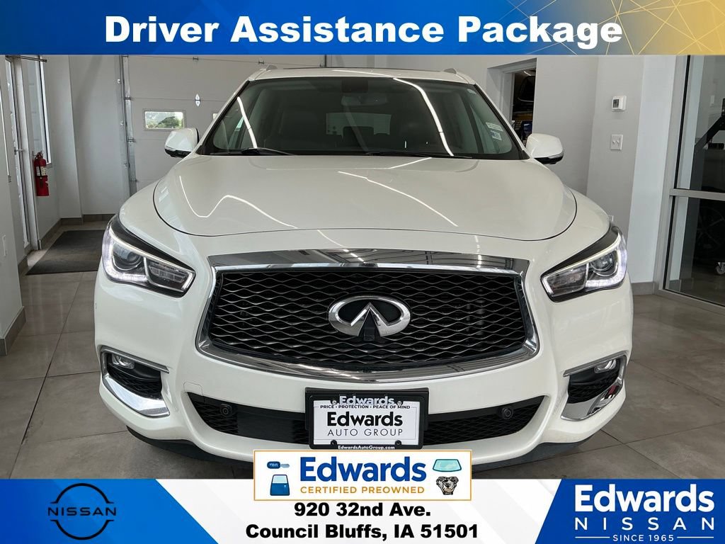 Used 2017 INFINITI QX60 Luxe w/ Premium Plus Package AWD/4WD image 4
