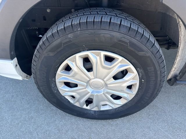 Used 2024 Ford Transit 350 XLT image 9