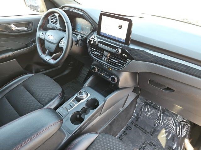 Used 2024 Ford Escape ST-Line AWD/4WD image 14
