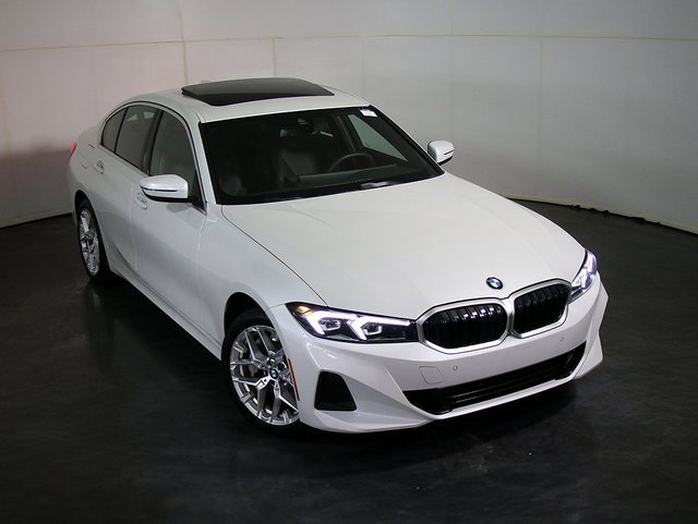 Used 2025 BMW 330i xDrive Sedan image 7