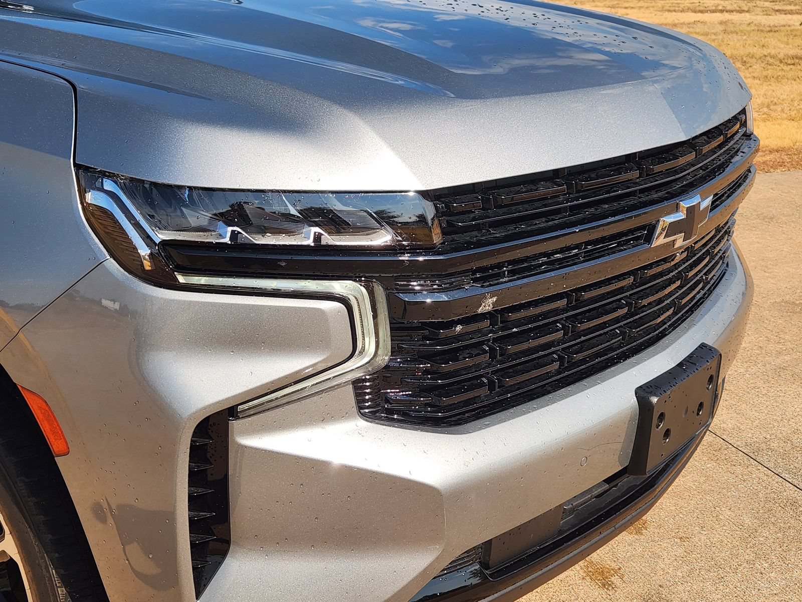 Used 2024 Chevrolet Tahoe RST w/ Luxury Package AWD/4WD image 12