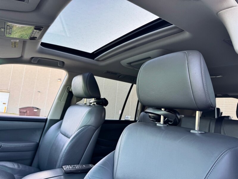 Used 2010 Lexus LX 570 4WD image 19