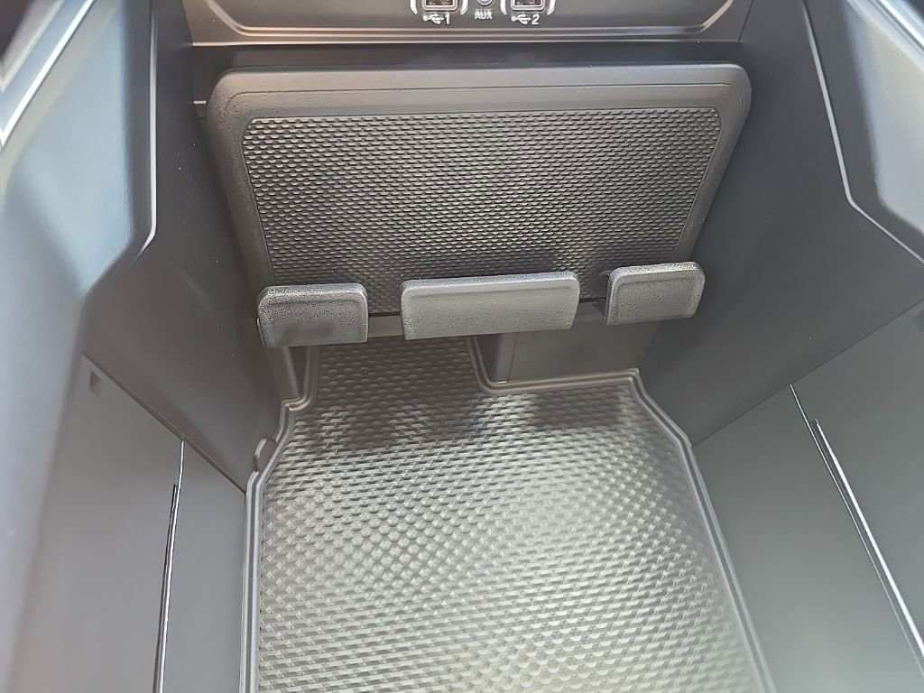 New 2026 RAM 3500 Big Horn AWD/4WD image 37