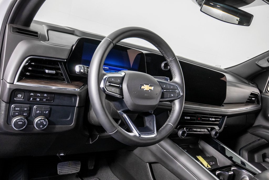 Used 2025 Chevrolet Tahoe LT image 19