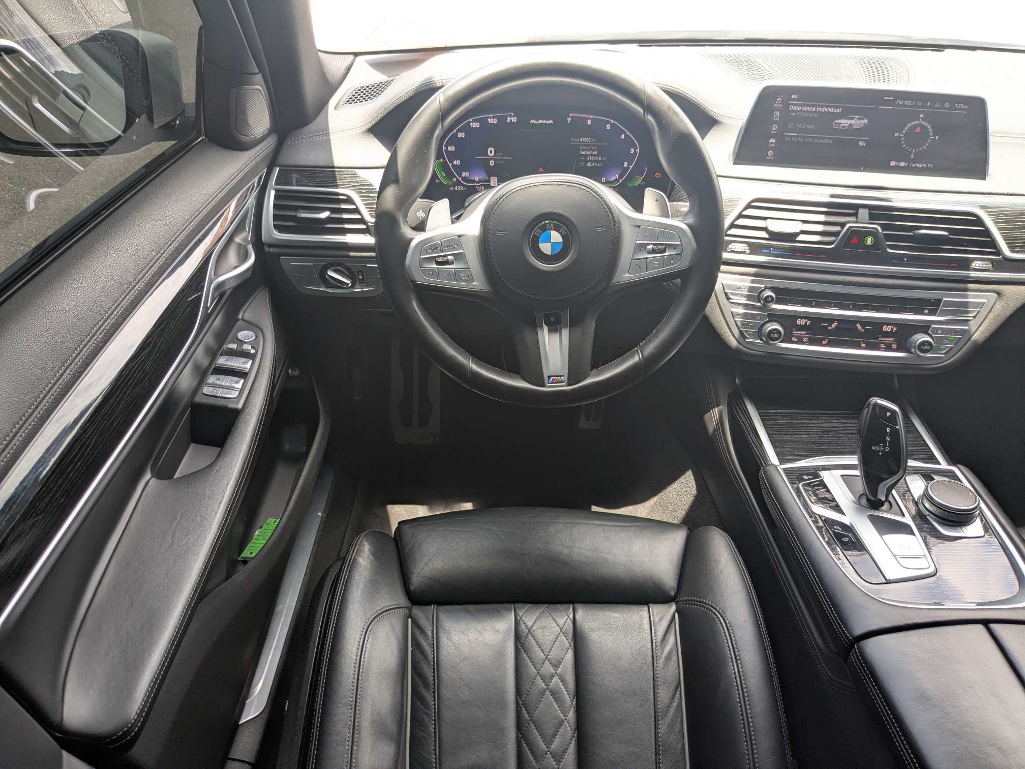 Used 2022 BMW 750Li xDrive AWD/4WD image 19
