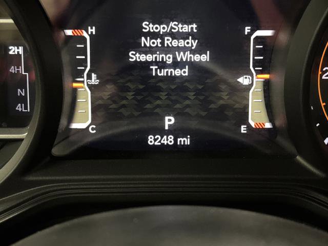 Used 2024 Jeep Gladiator Rubicon w/ Technology Group image 6